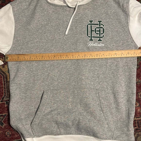 Hollister Gray and White Hoodie with Green Graphic - Picture 7 of 9